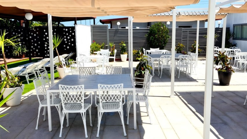 la terraza desde una mesa de comedor